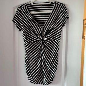 motherhood black and white top